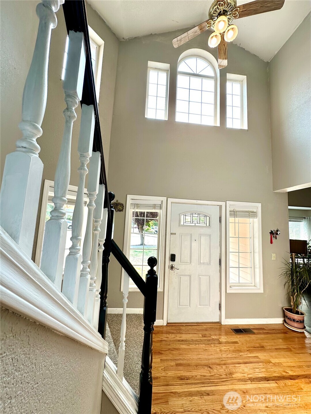 1605 27th Avenue Property Photo 3
