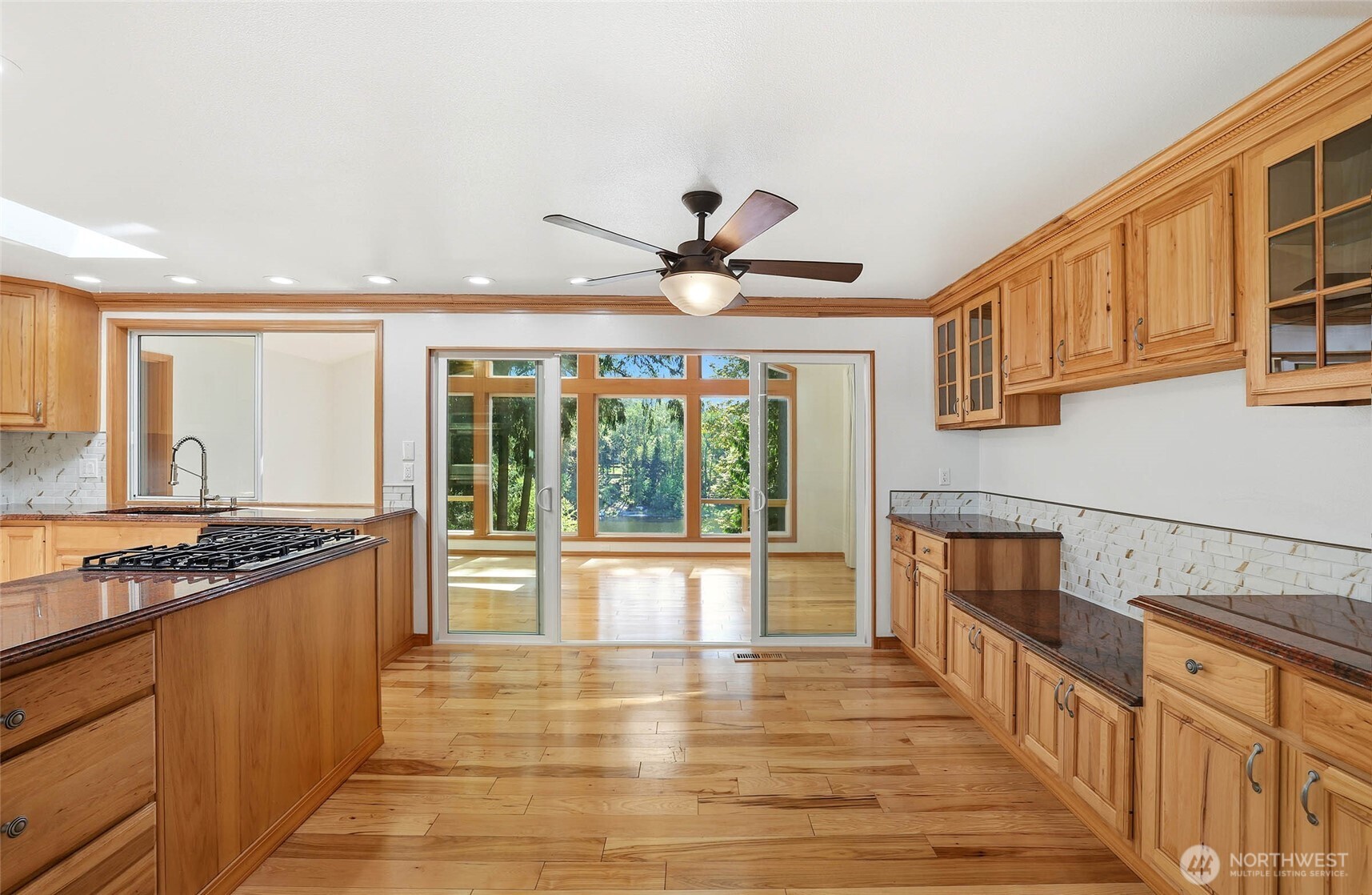 4820 W Tapps Drive Property Photo 8