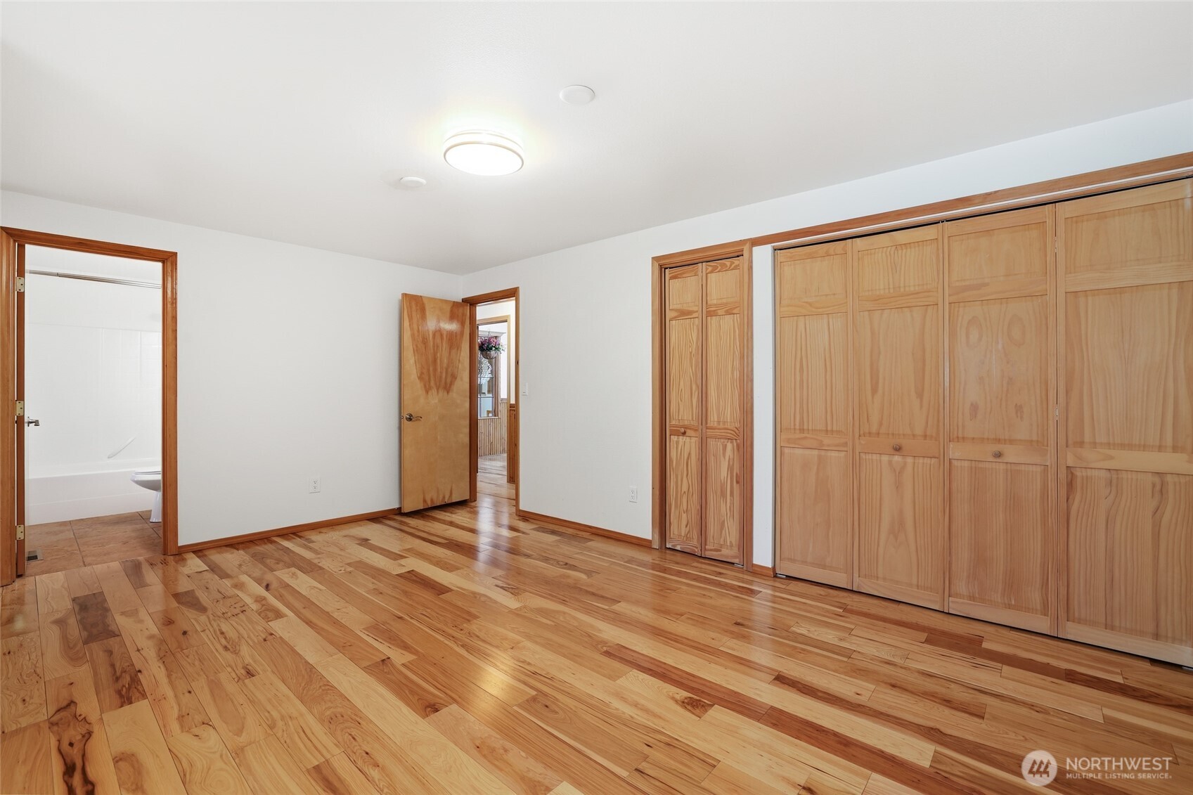 4820 W Tapps Drive Property Photo 19
