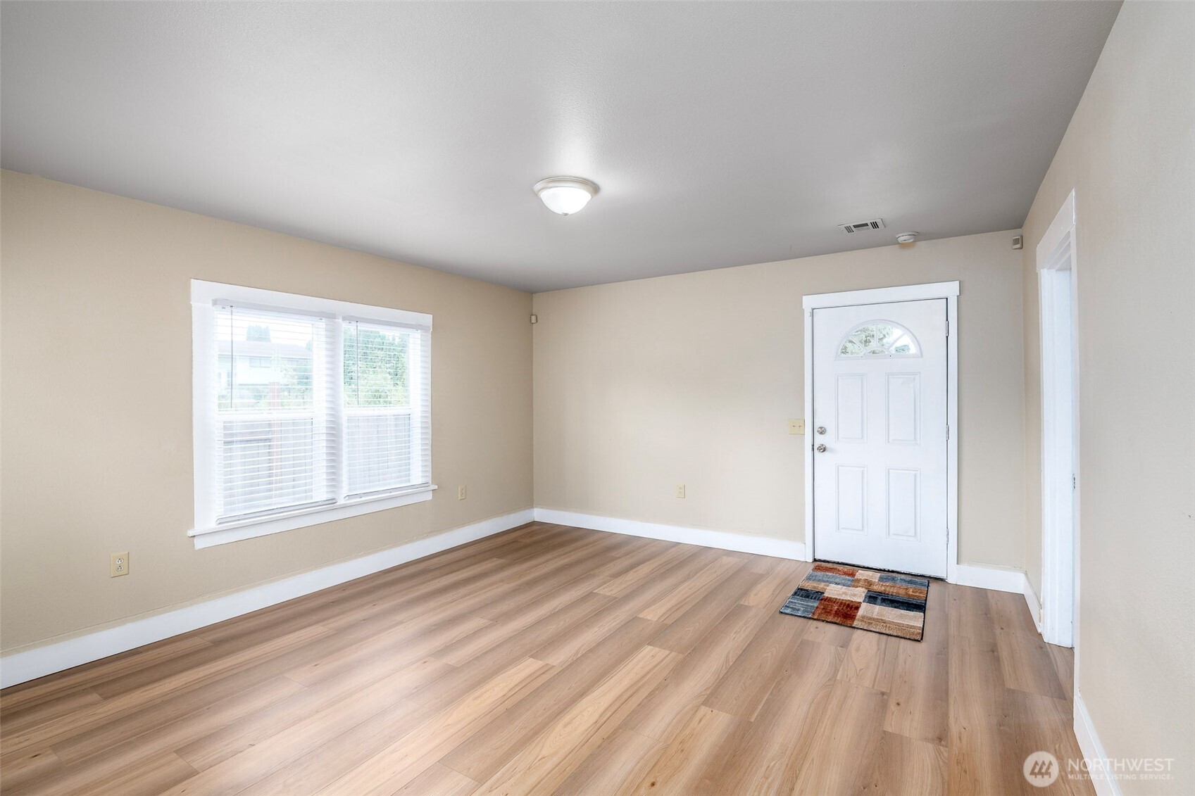 1806 2nd Street Property Photo 4