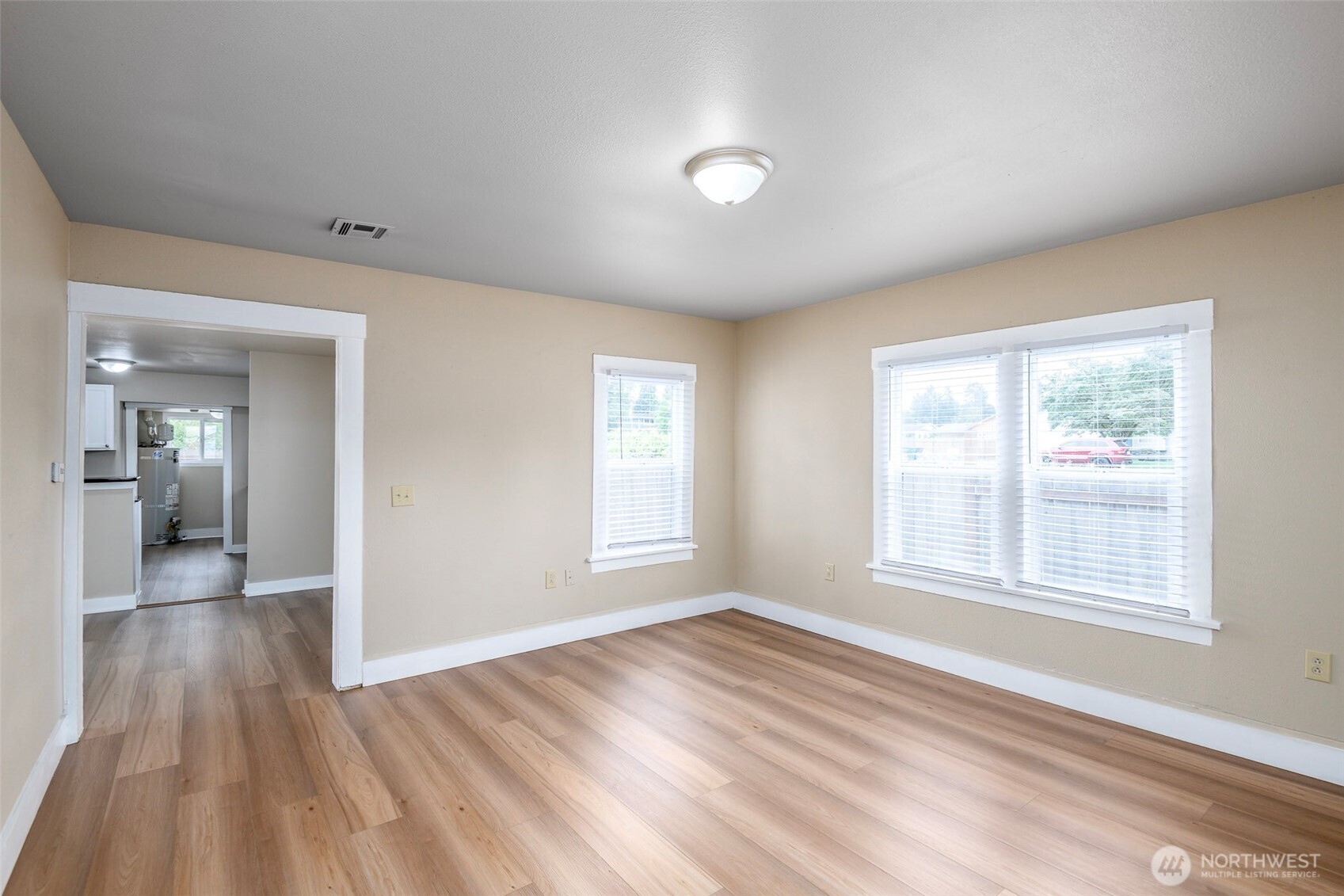 1806 2nd Street Property Photo 6
