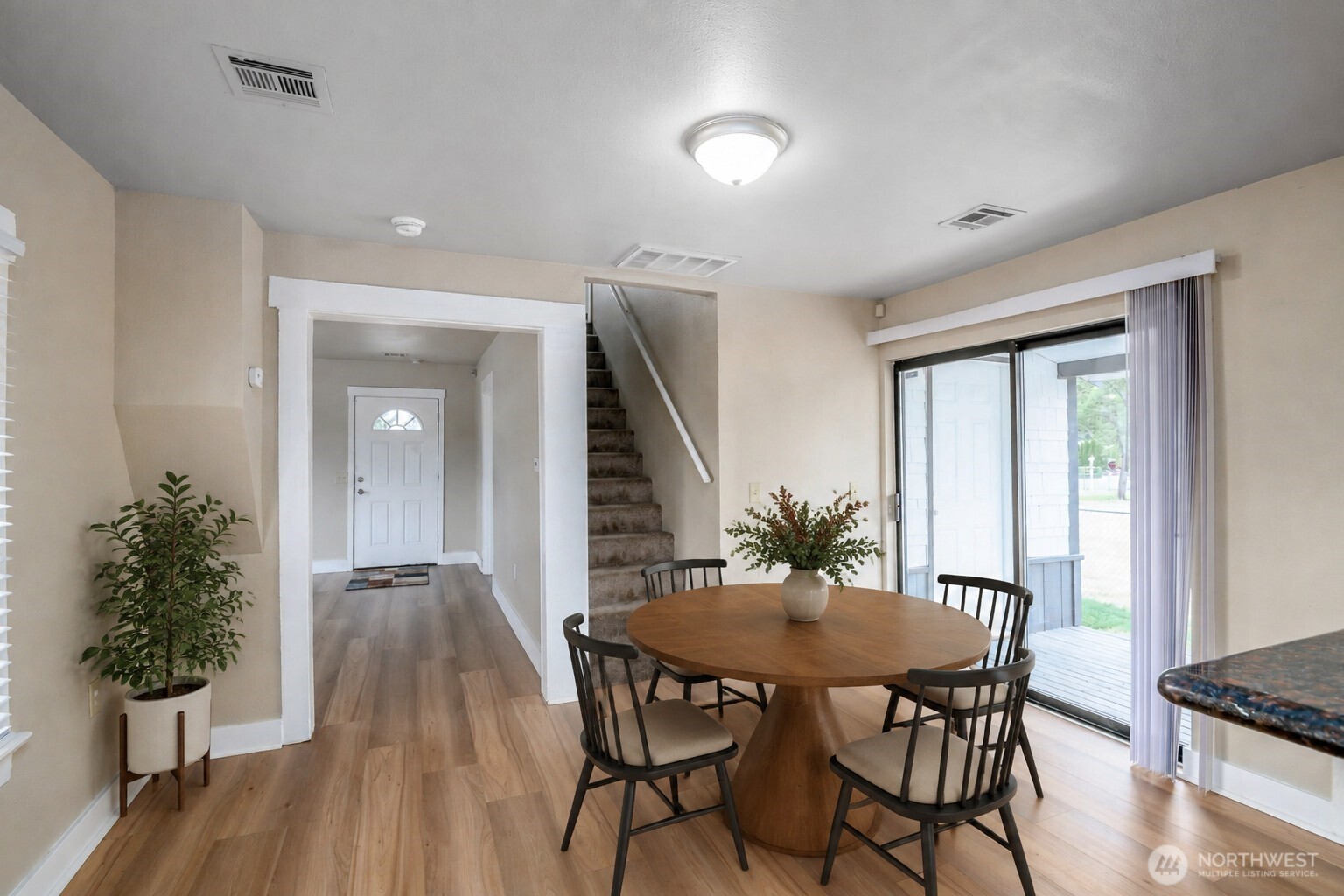 1806 2nd Street Property Photo 12