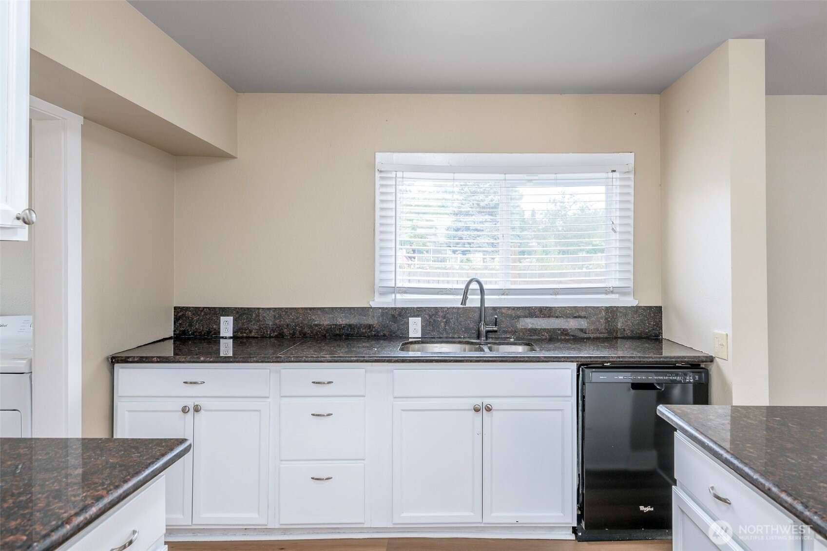 1806 2nd Street Property Photo 17