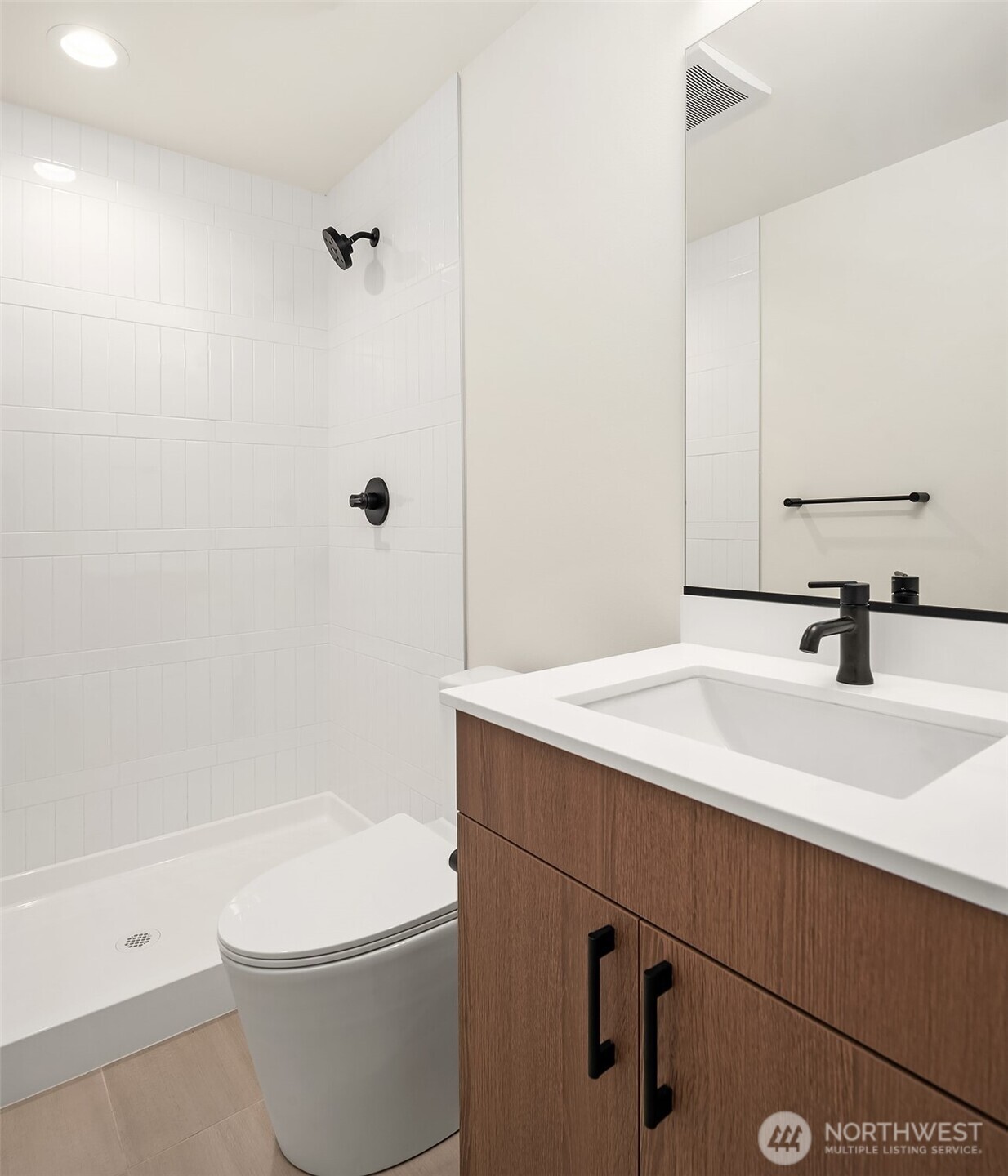 721 15th Avenue B Property Photo 15
