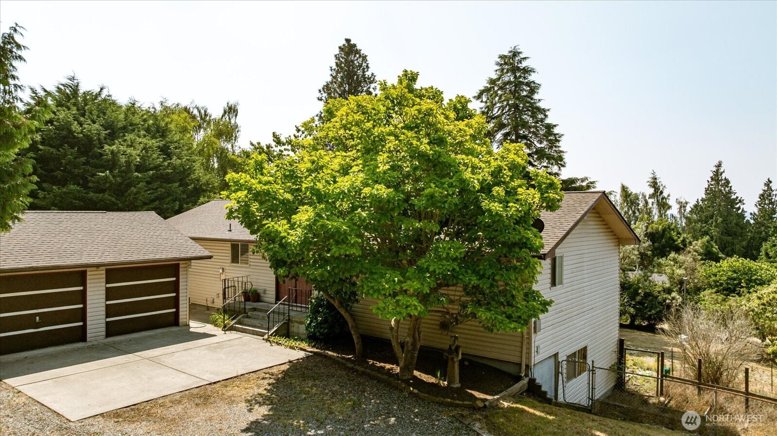 581 Olympic View Drive Property Photo 2