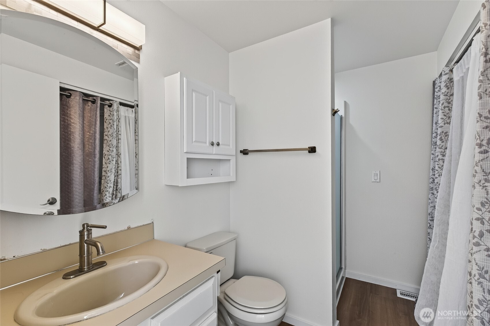 708 Poplar Drive 6 Property Photo 29