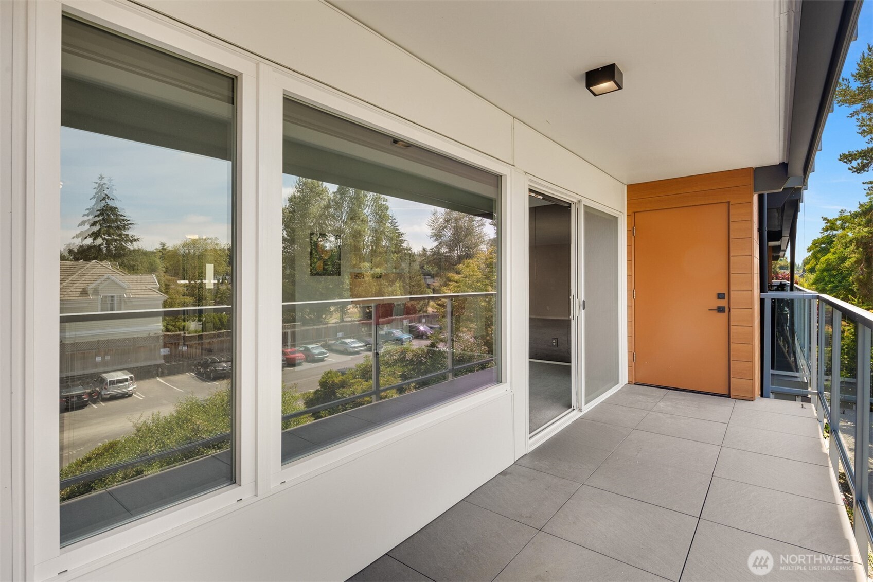 2501 Canterbury Lane 320 Property Photo 6