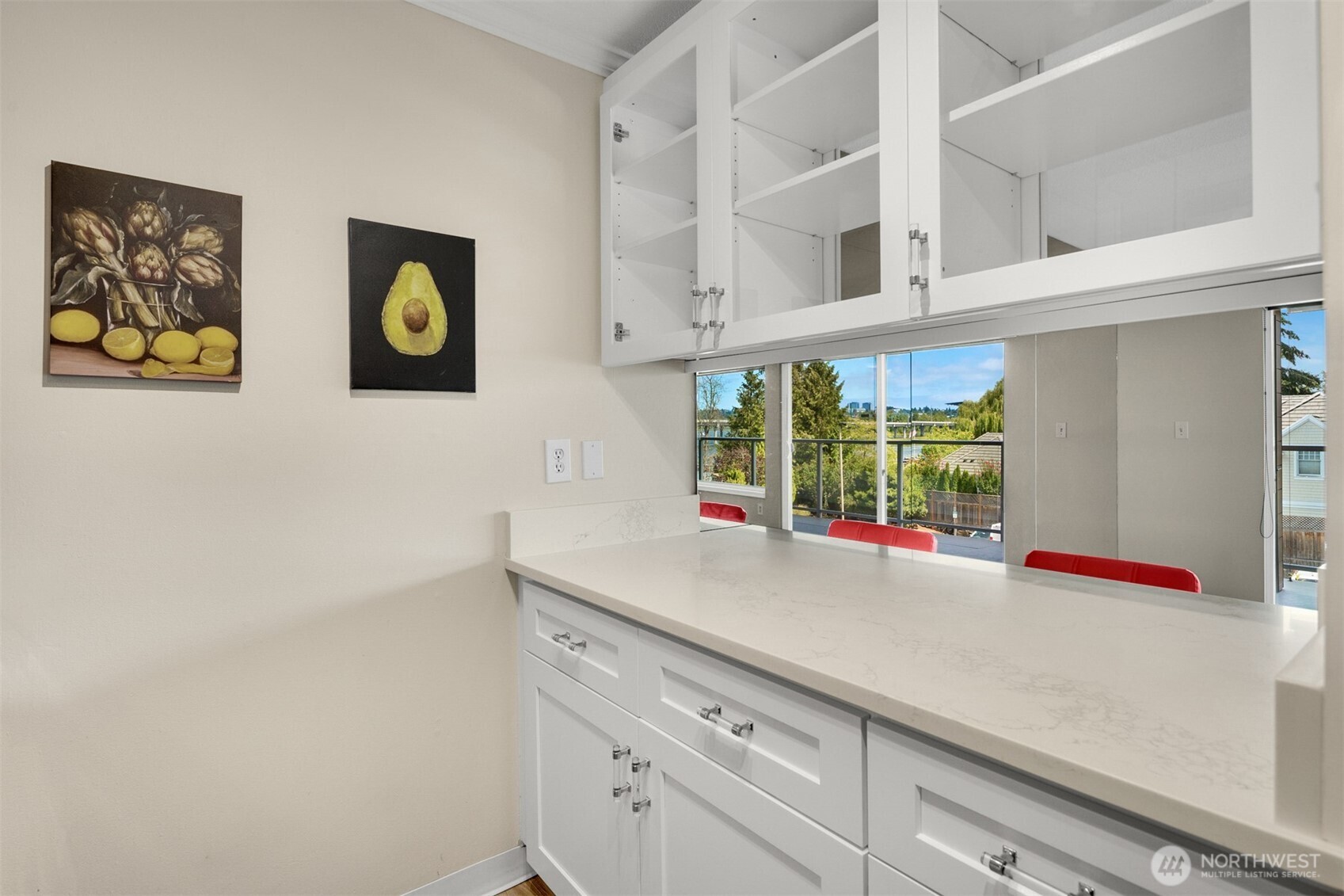 2501 Canterbury Lane 320 Property Photo 18