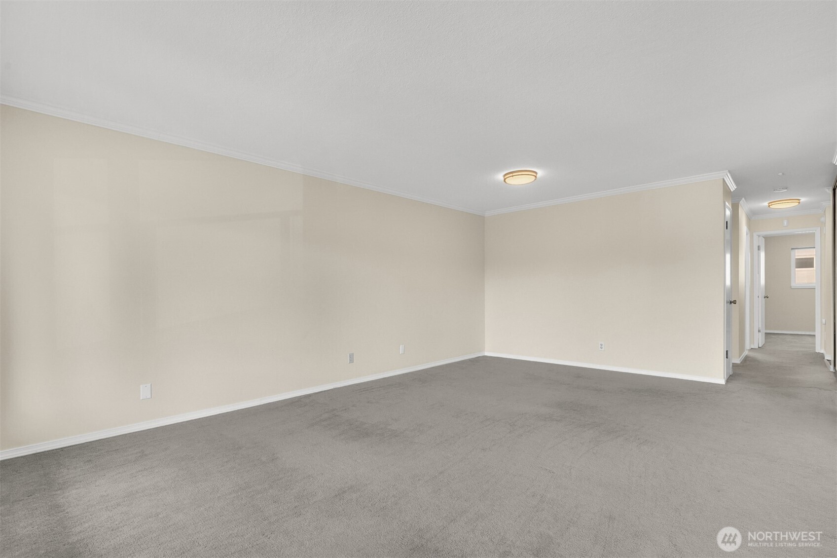 2501 Canterbury Lane 320 Property Photo 20