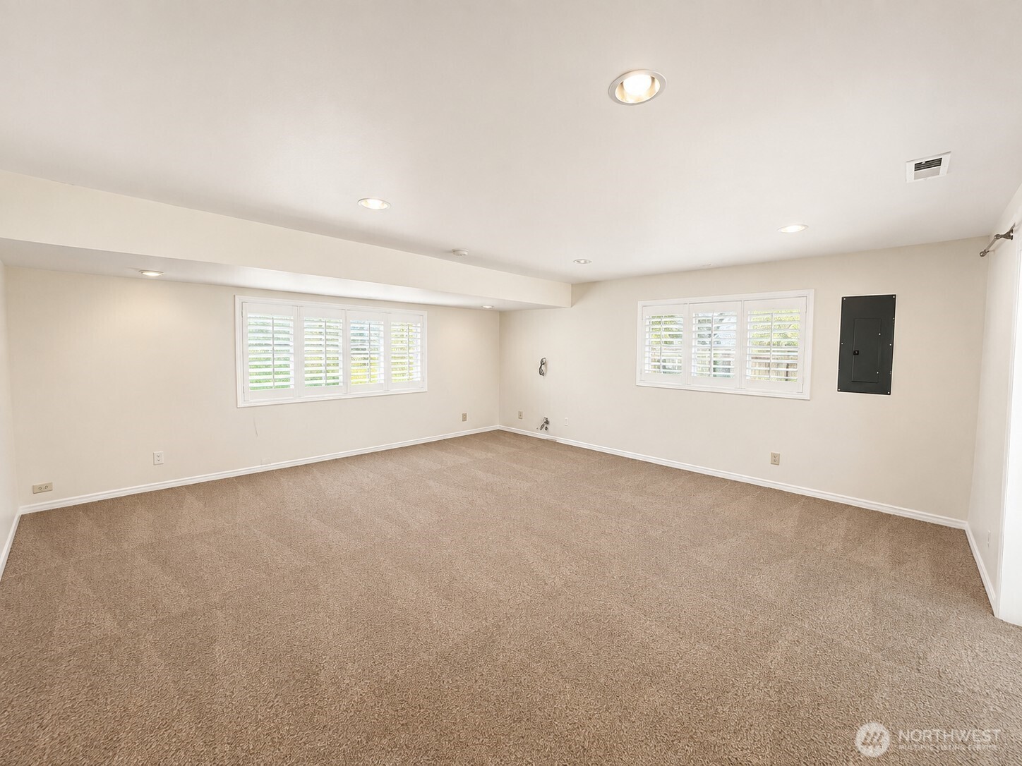 10424 Ne 17th Street Property Photo 6