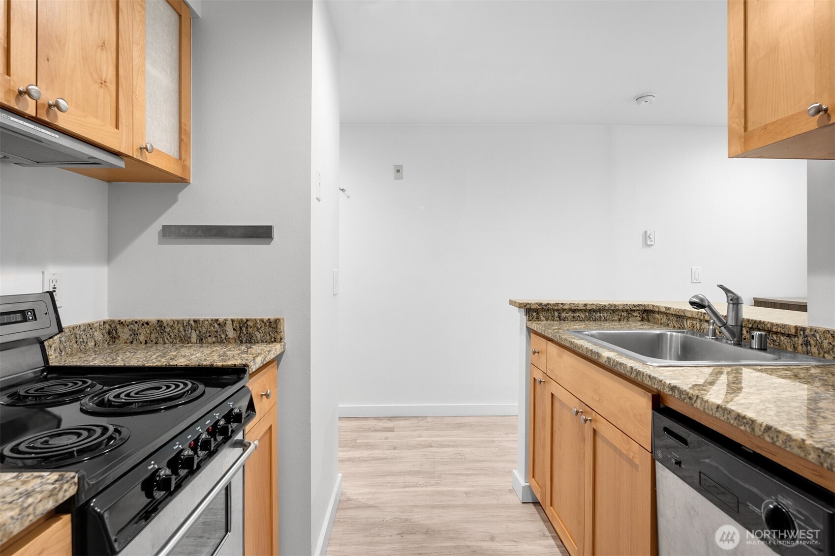 7600 Greenwood Avenue 209 Property Photo 15