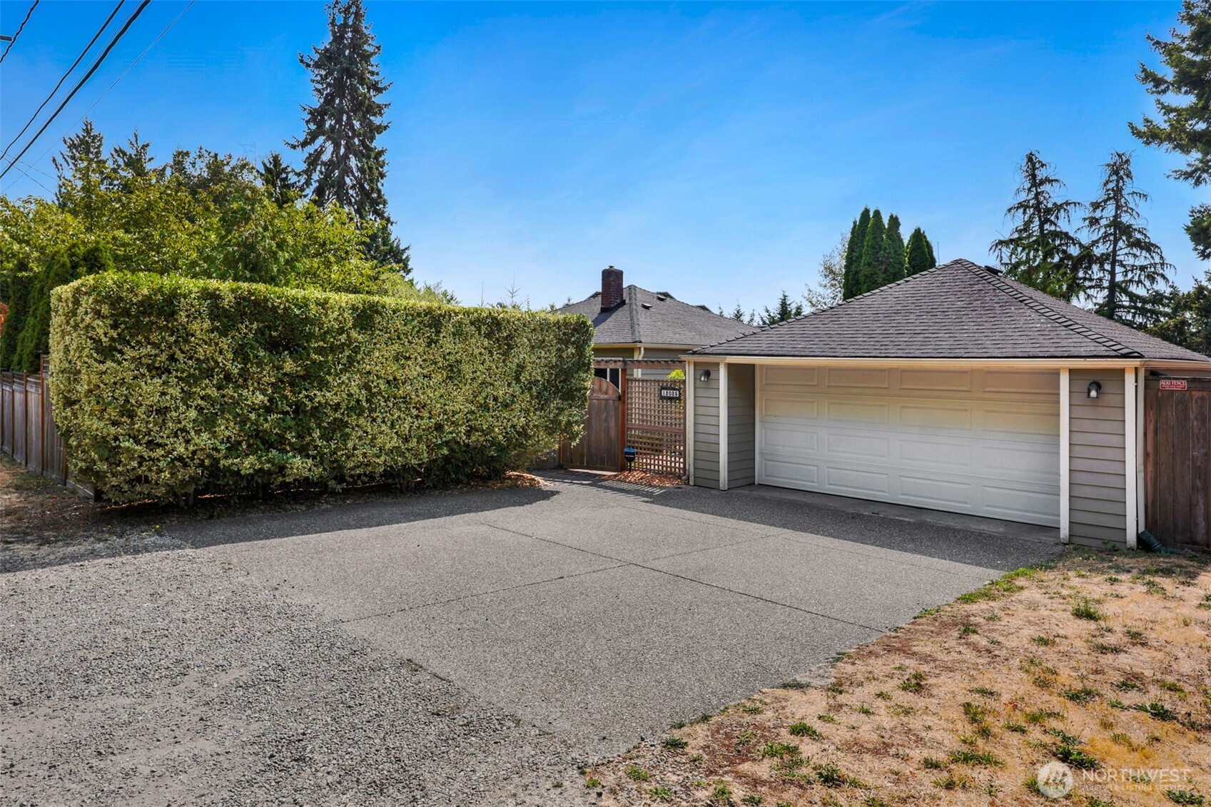 12025 56th Place Property Photo 1