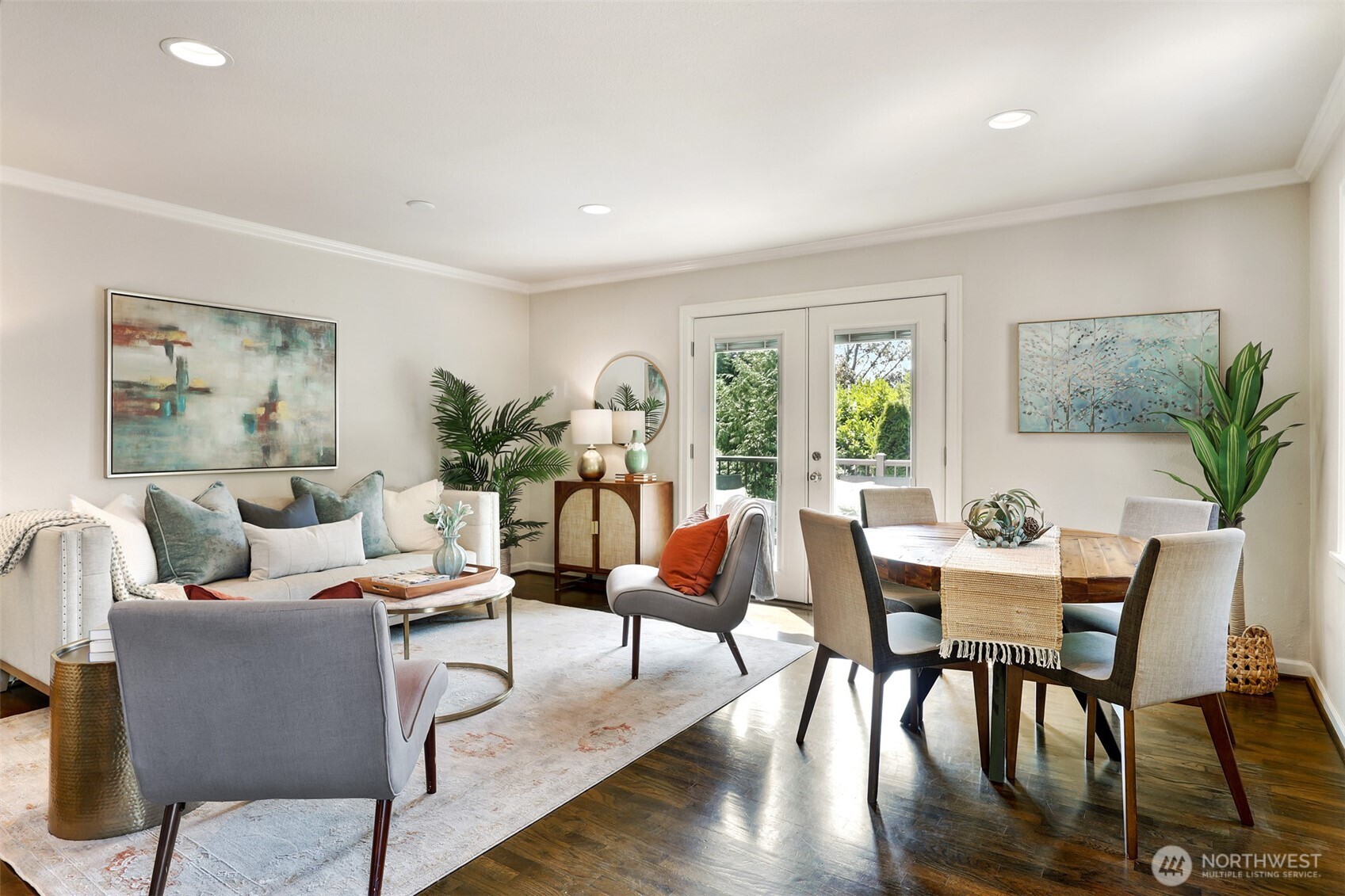12025 56th Place Property Photo 3