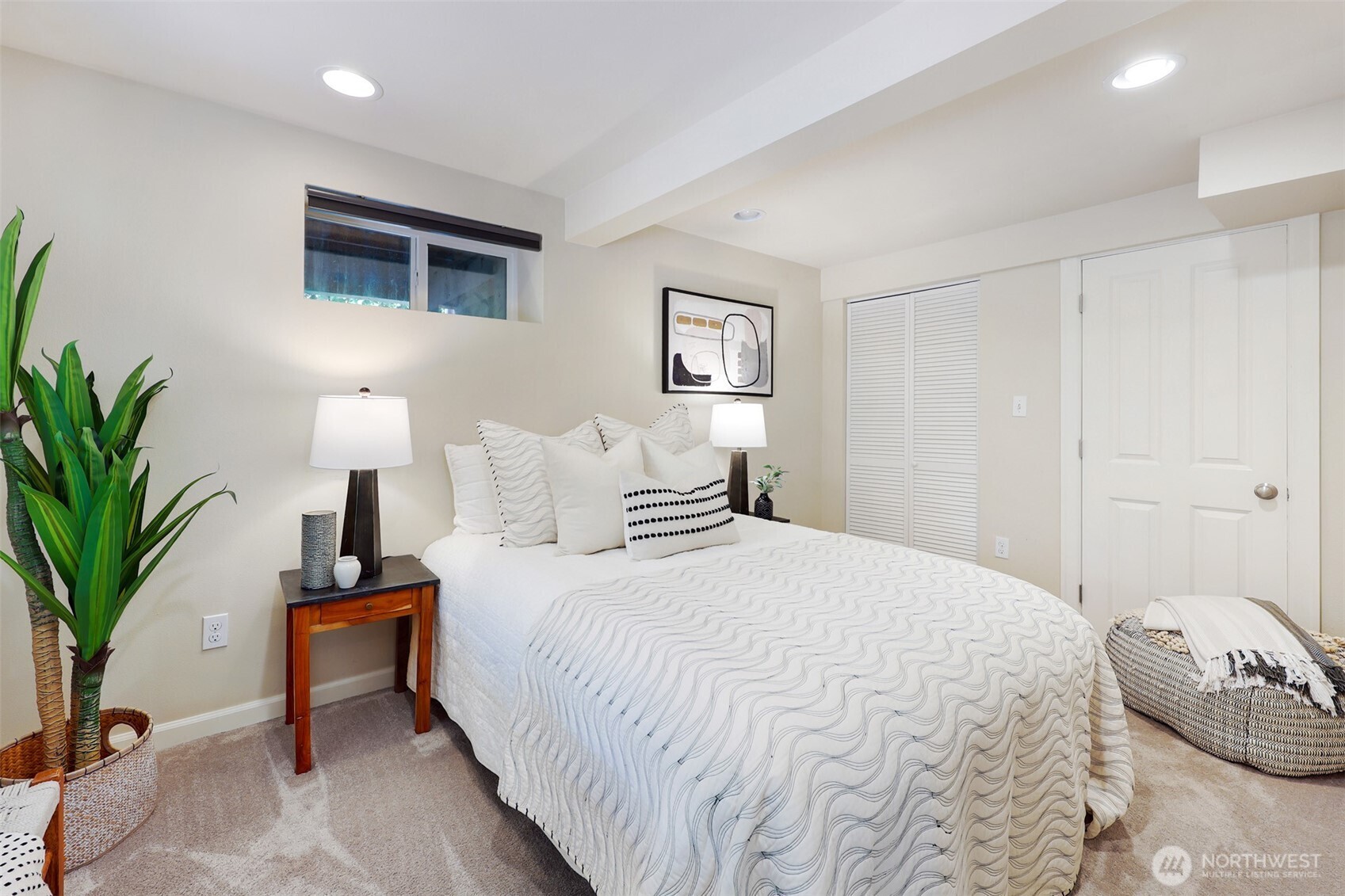 12025 56th Place Property Photo 10