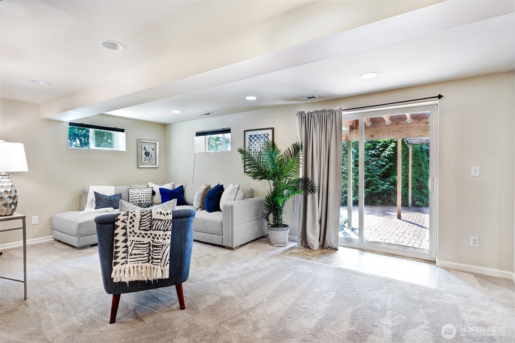 12025 56th Place Property Photo 12