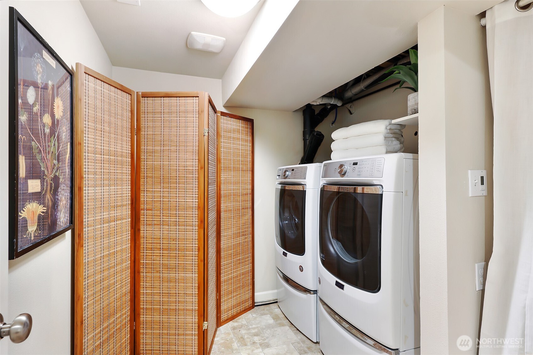 12025 56th Place Property Photo 14