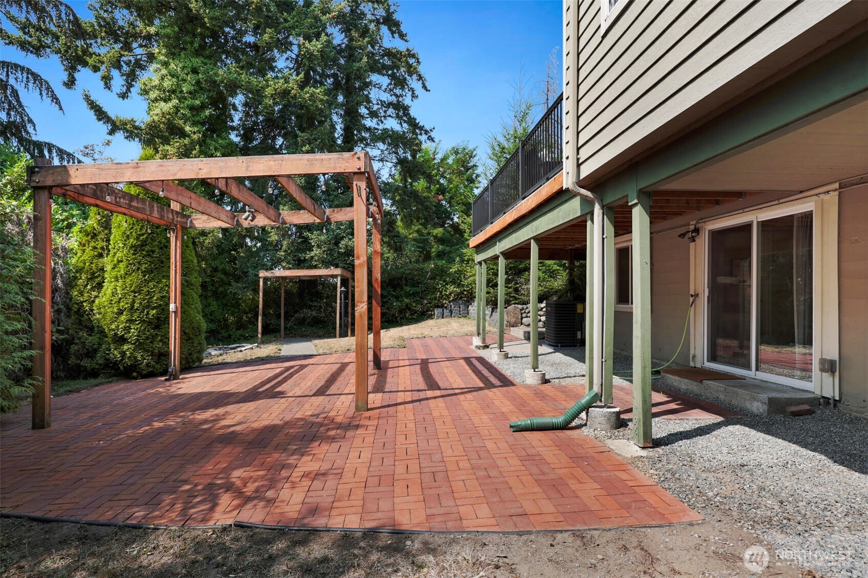12025 56th Place Property Photo 17