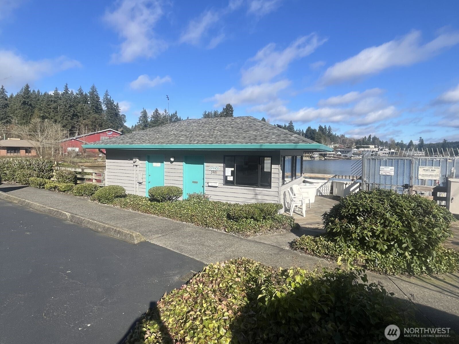 3901 Harborview Drive B25 Property Photo 20