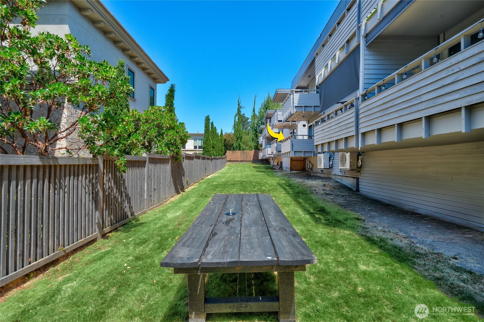 10112 Ne 68th Street 4 Property Photo 7