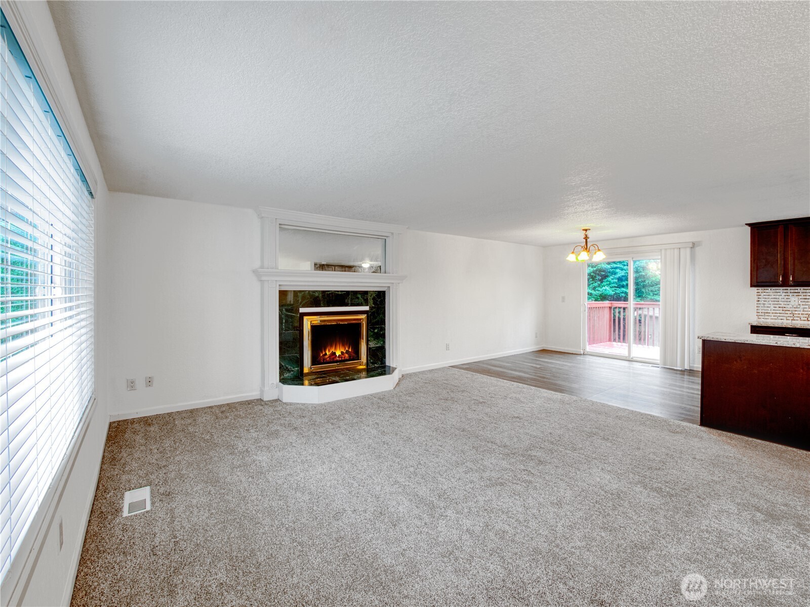 9707 159th Street Ct Property Photo 7