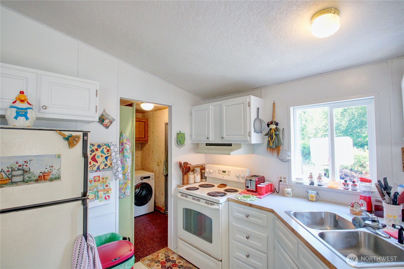 8840 Haystack Road Property Photo 9