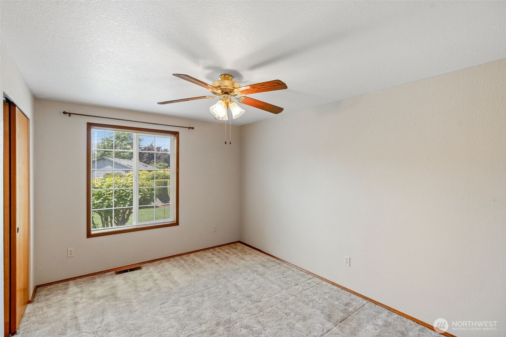 3746 Golden Eagle Loop Property Photo 11