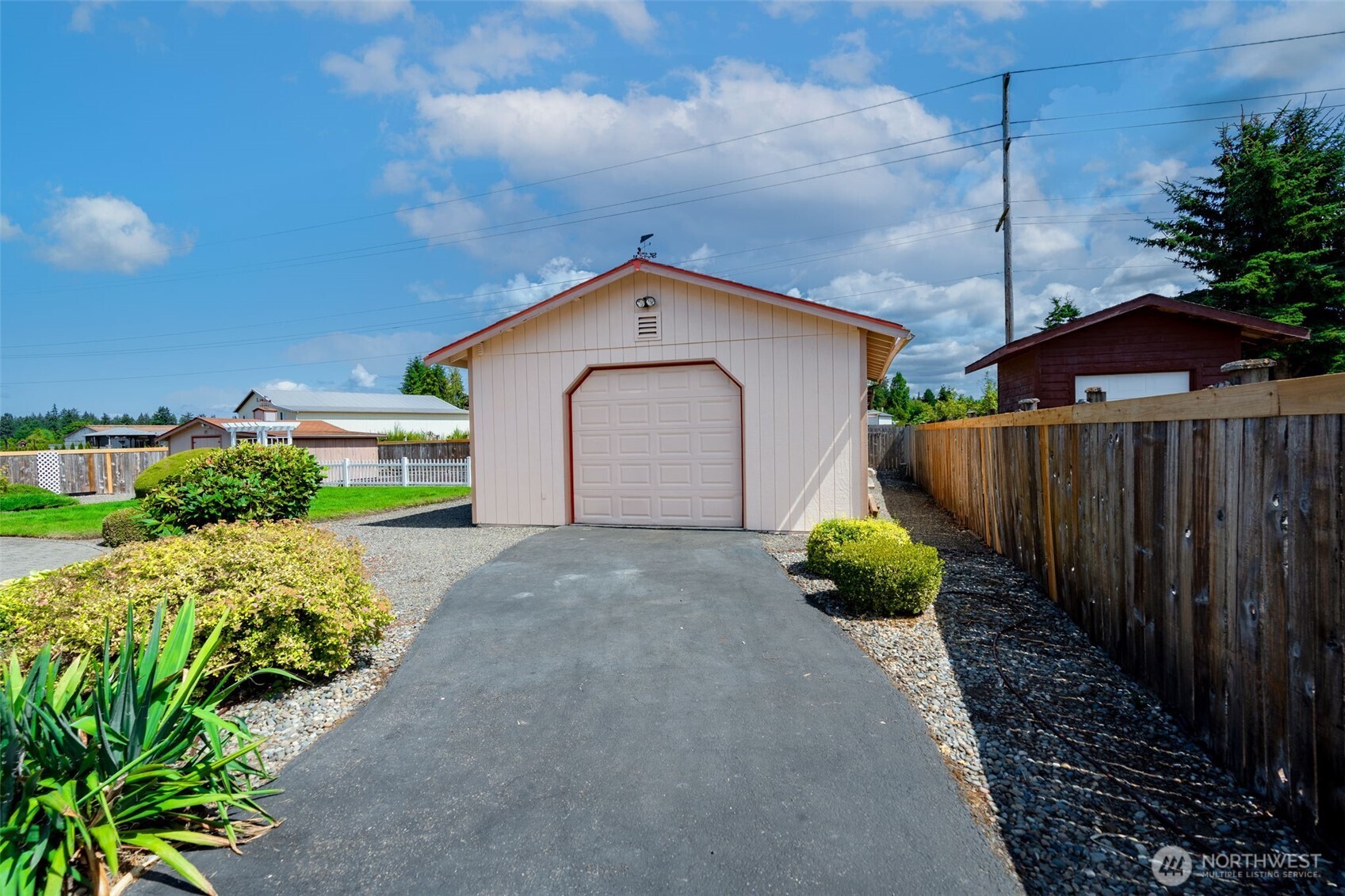 3746 Golden Eagle Loop Property Photo 27