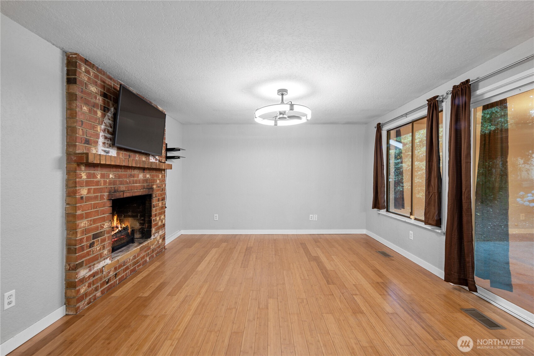 15207 94th Avenue Property Photo 16