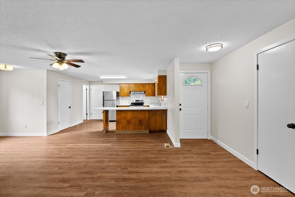 708 Tartan Drive Property Photo 3