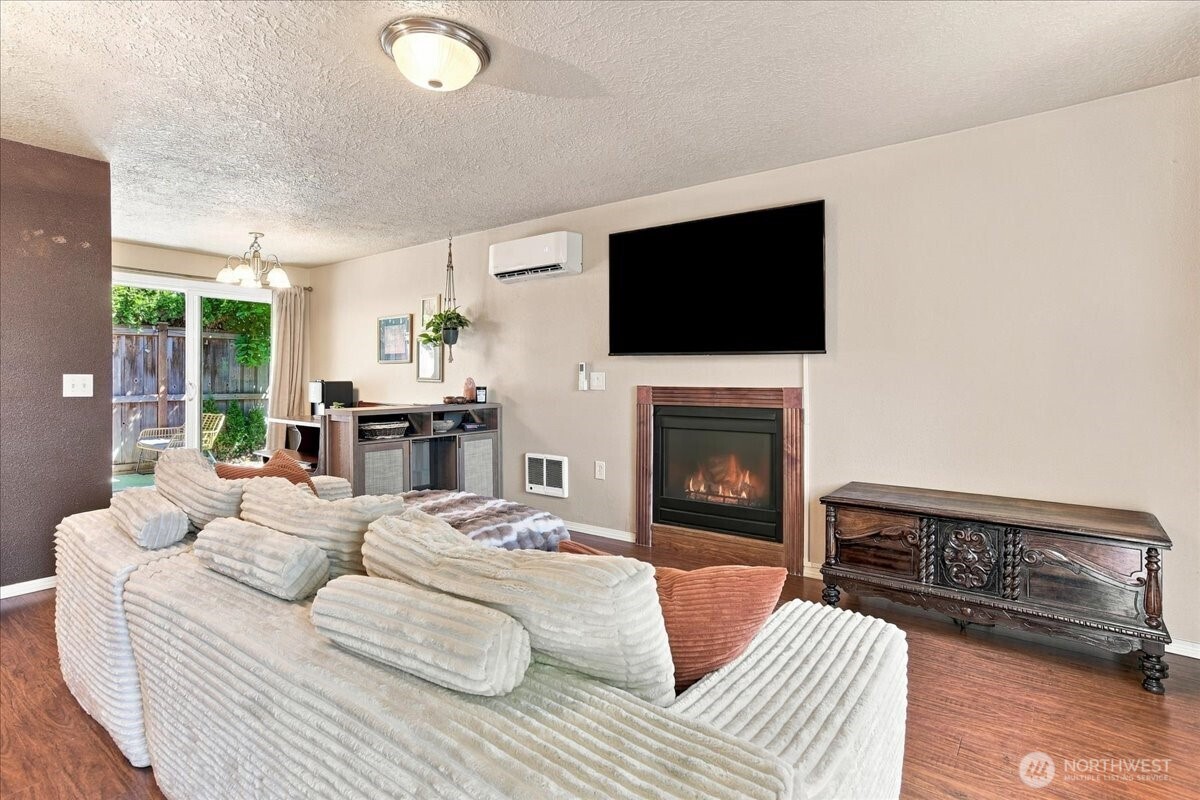 3300 Kauffman Avenue 18 Property Photo 11