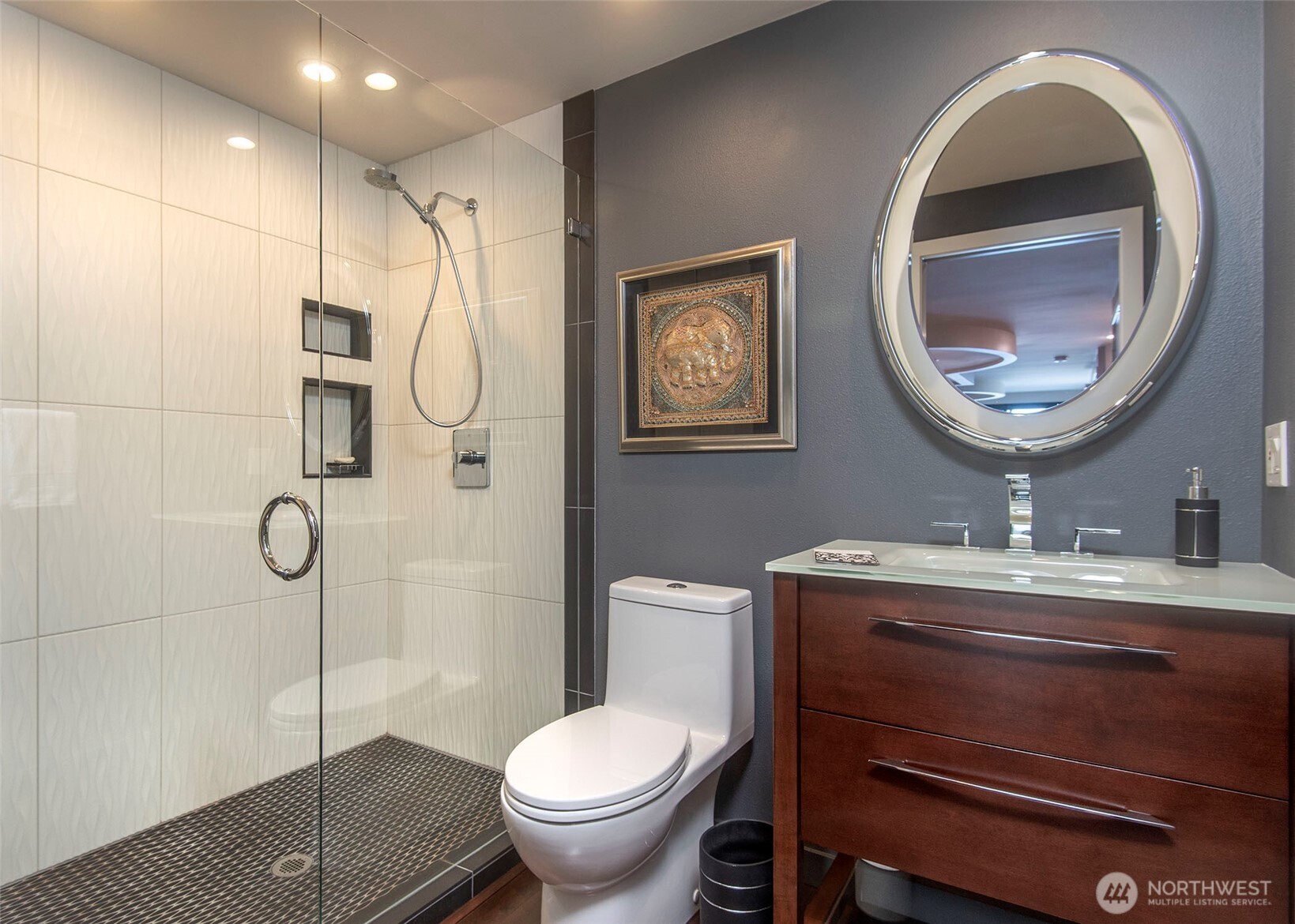 2040 Waverly Place 301 Property Photo 23