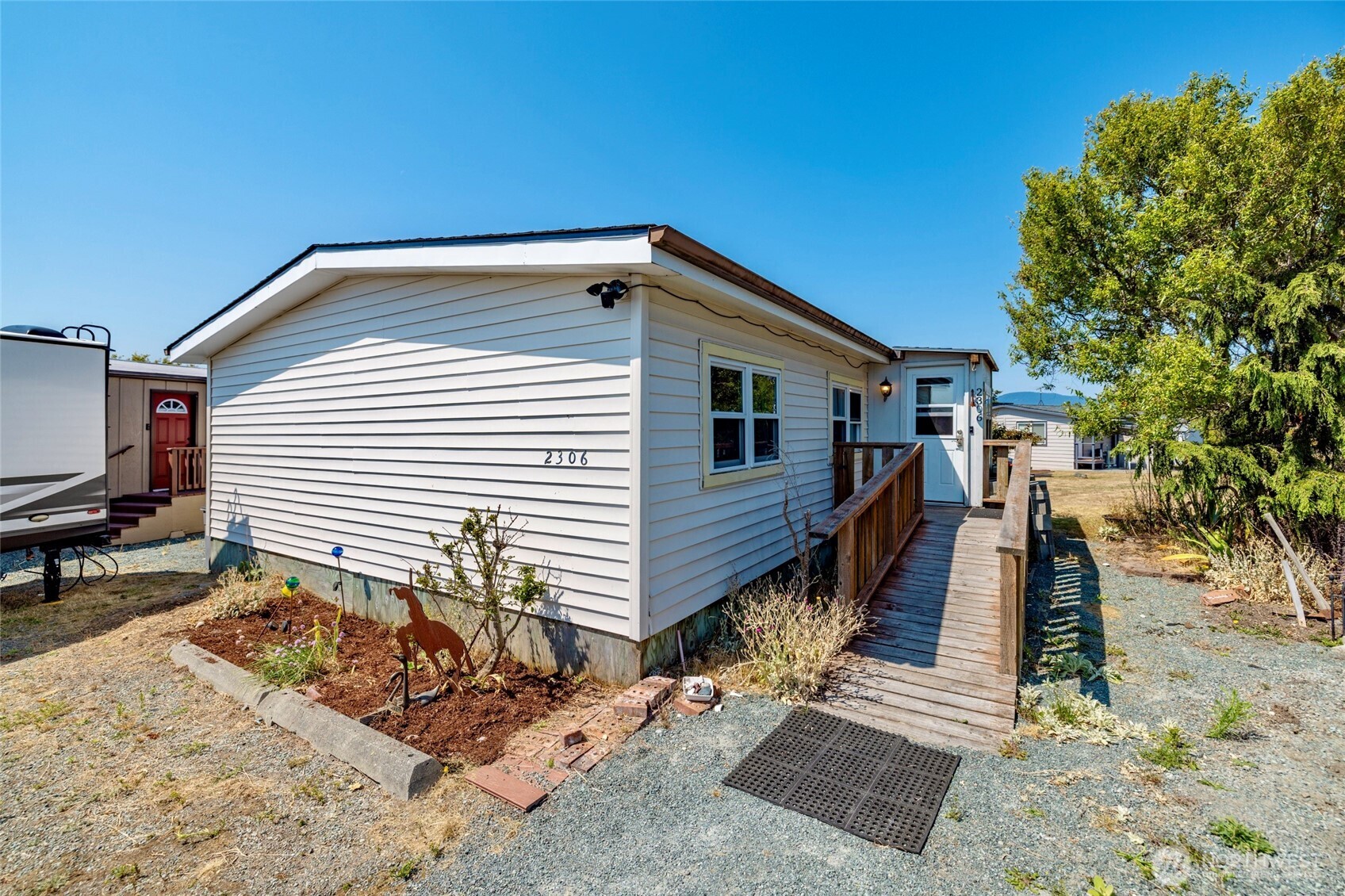 2306 Grant Place Property Photo 22
