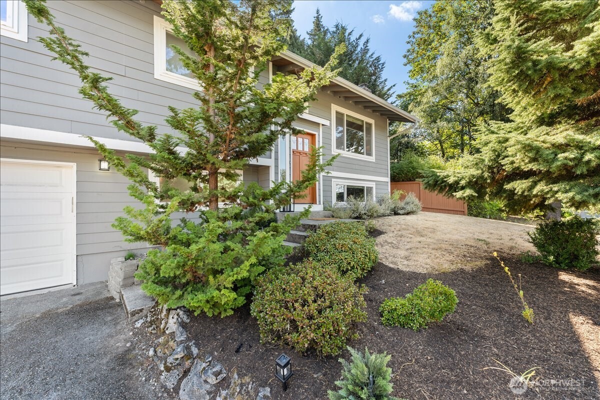 9210 166th Place Property Photo 33