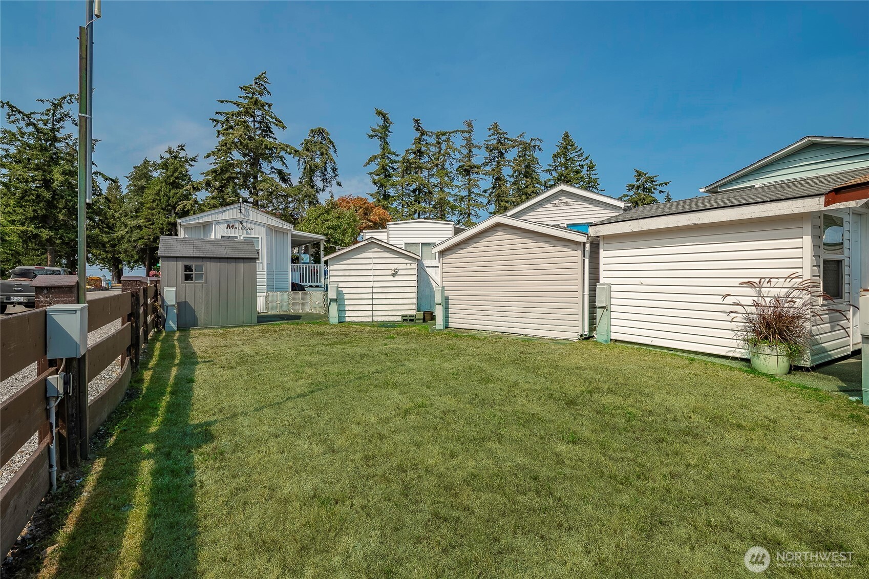 7704 Birch Bay Drive 0101 Property Photo 12