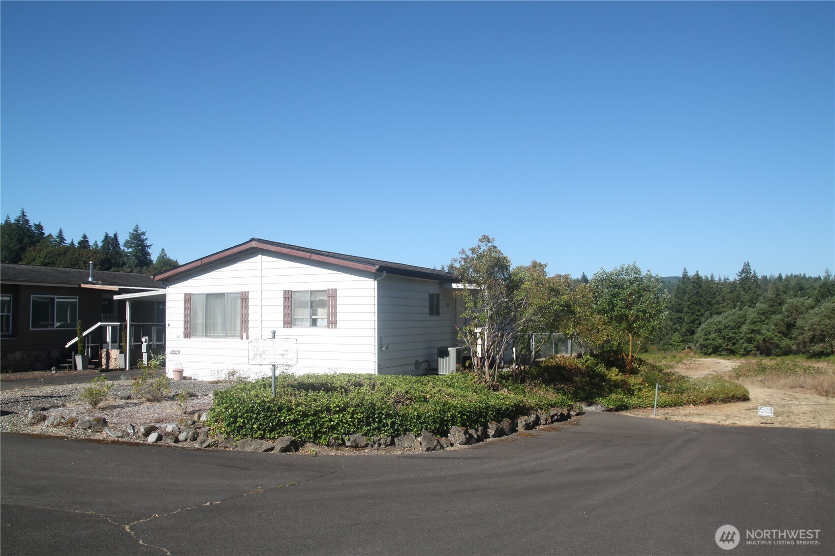 102 Sereno Circle Drive Property Photo 2