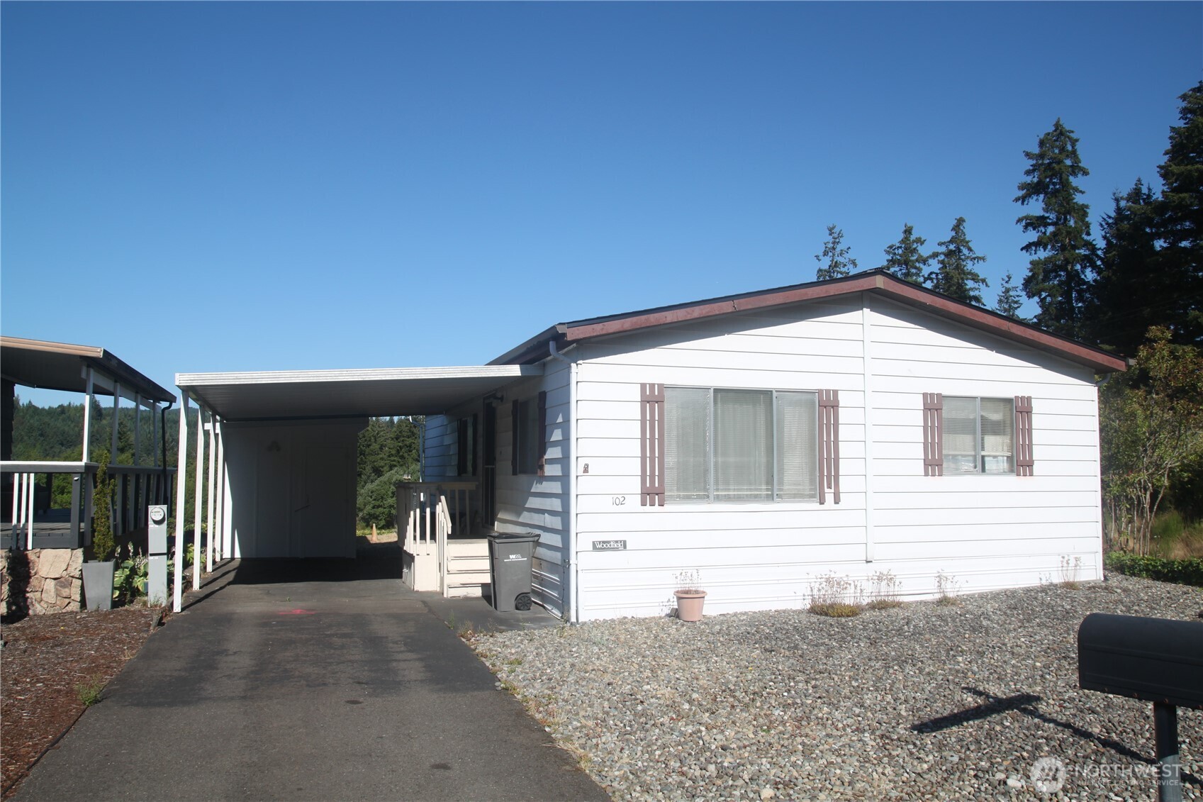 102 Sereno Circle Drive Property Photo 3