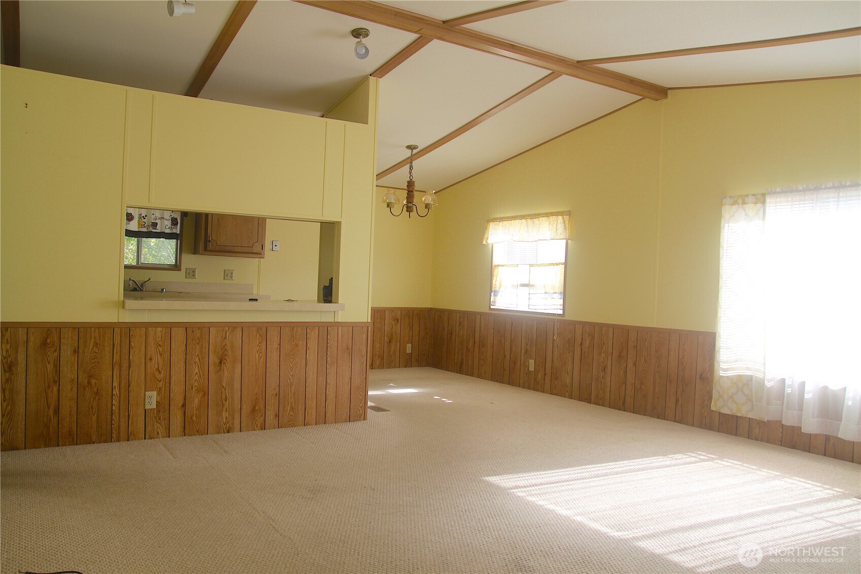 102 Sereno Circle Drive Property Photo 8