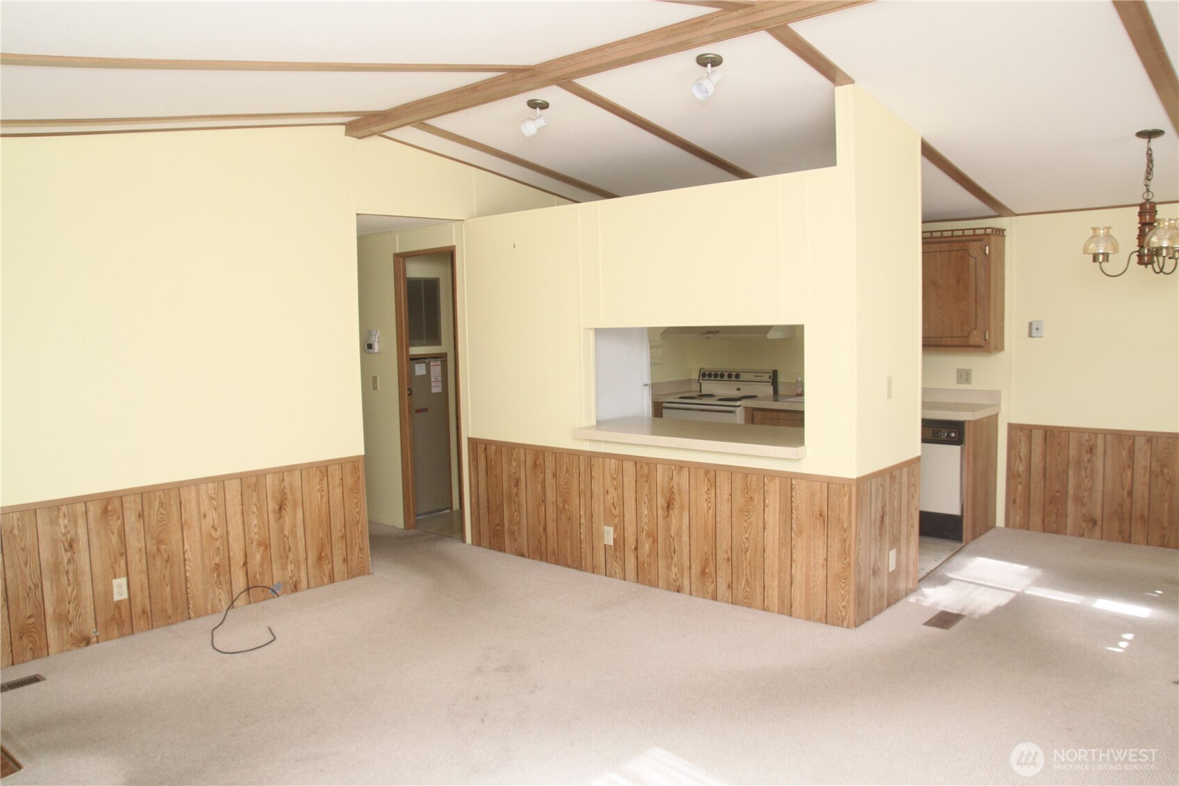 102 Sereno Circle Drive Property Photo 9