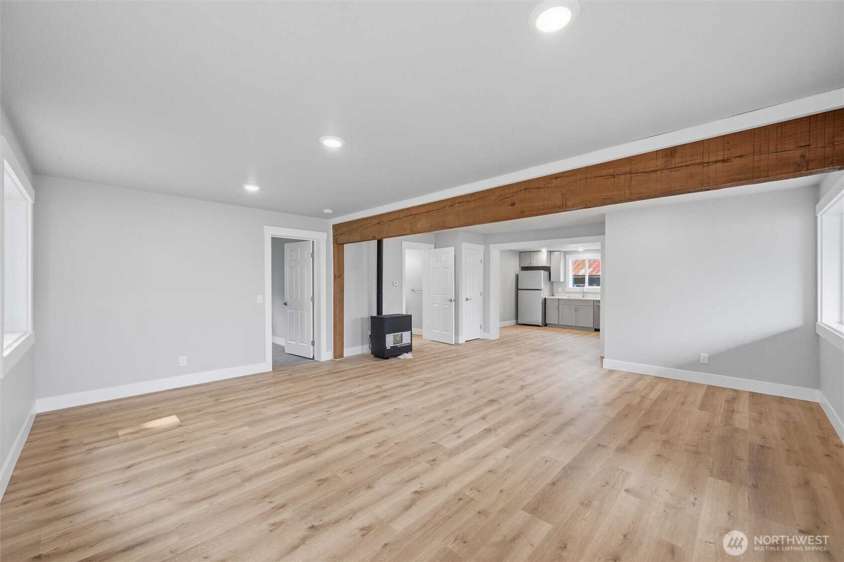 811 Nooksack Avenue Property Photo 3