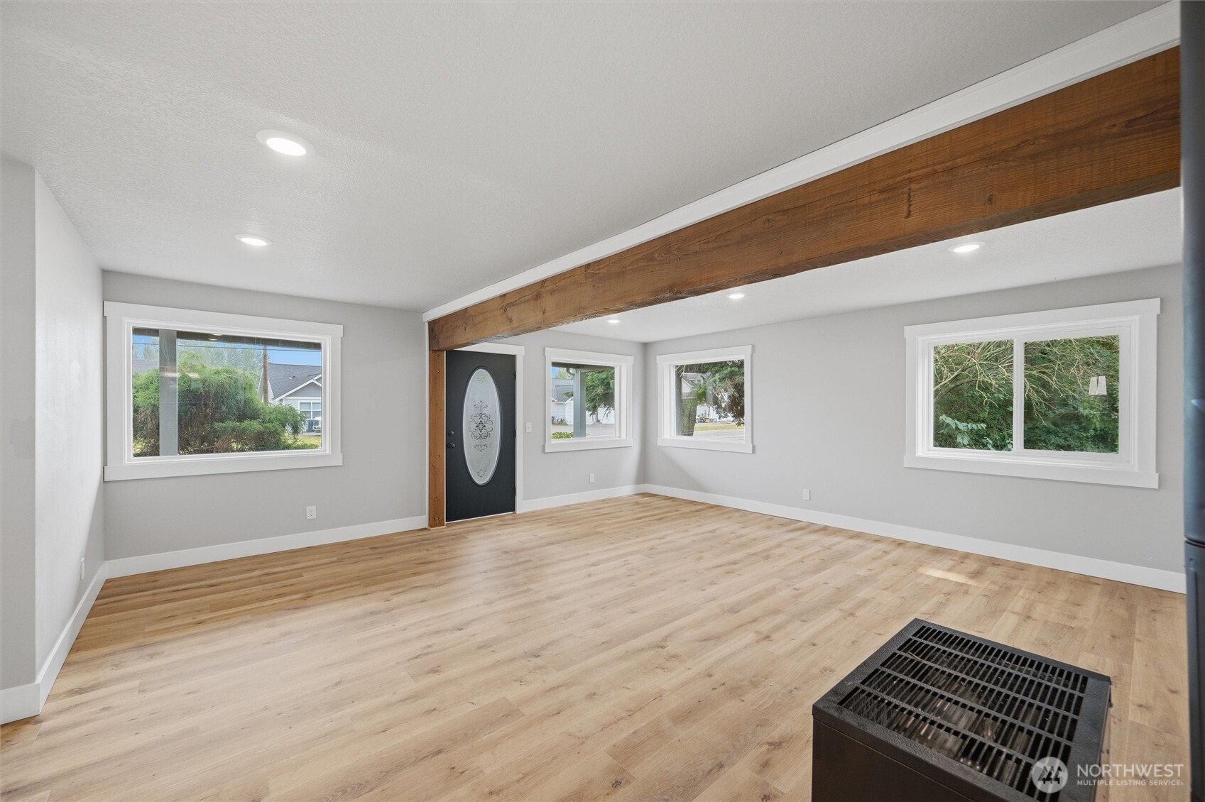 811 Nooksack Avenue Property Photo 6