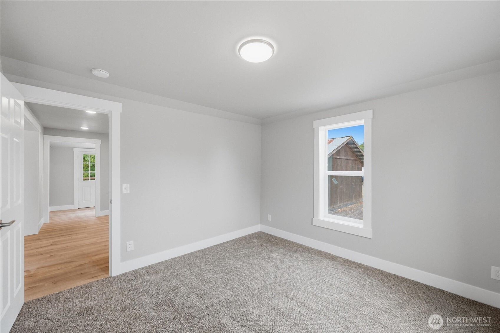 811 Nooksack Avenue Property Photo 17