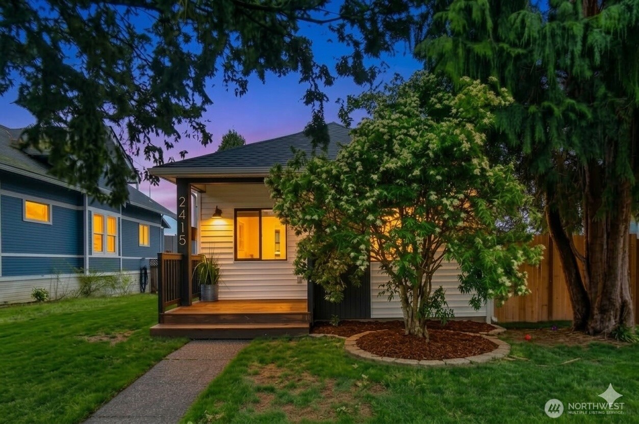 2415 Cedar Street A Property Photo 1