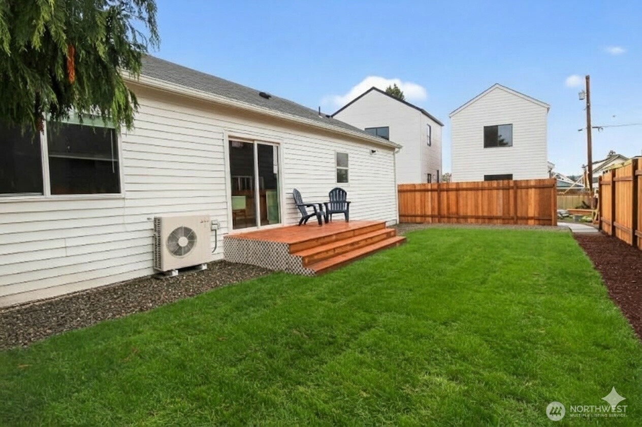 2415 Cedar Street A Property Photo 15