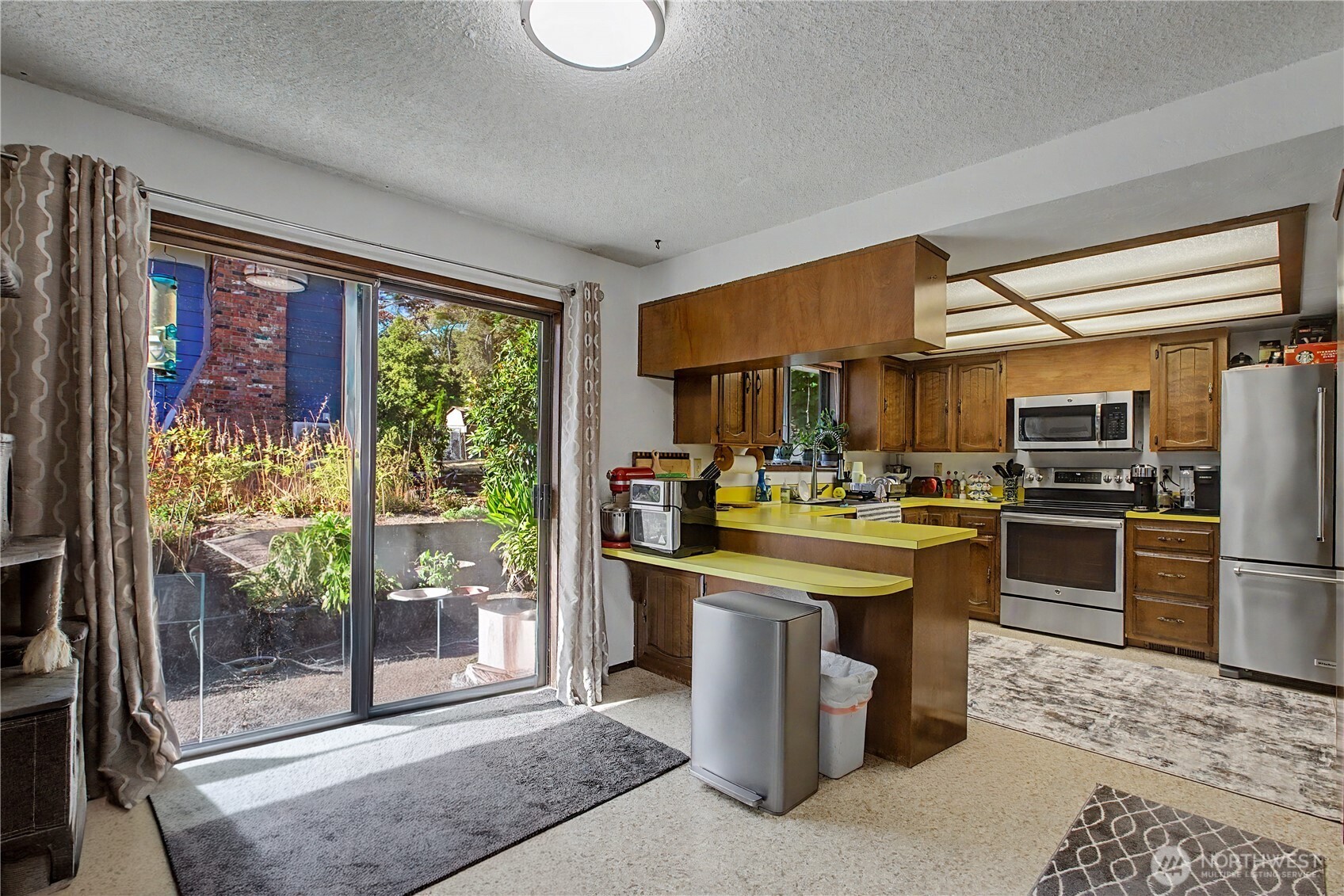 6411 Sierra Drive Property Photo 13