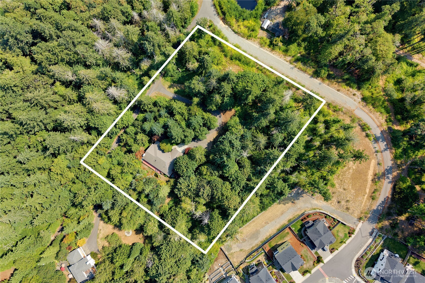 17523 Maple Hill Avenue Property Photo 38