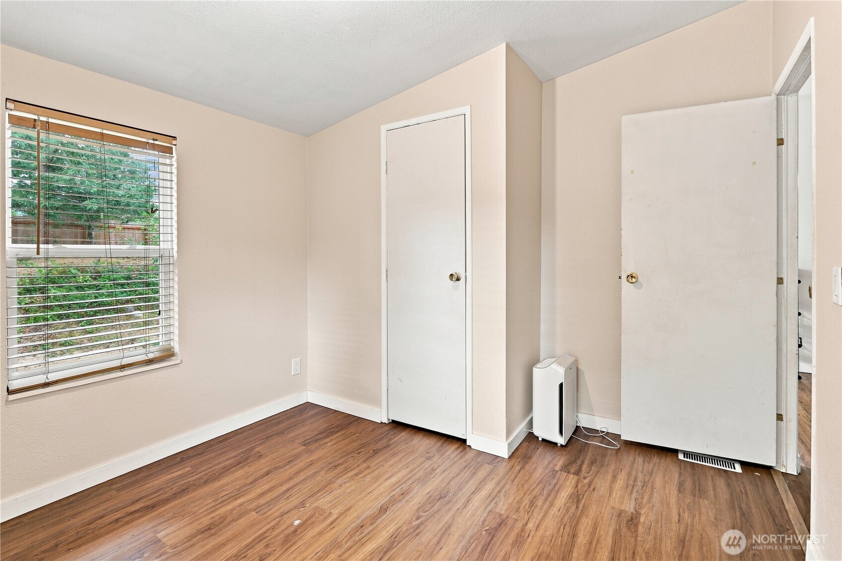 902 Timber Lane Property Photo 21