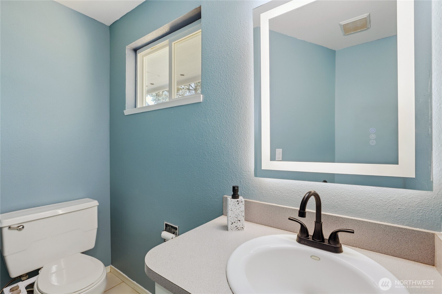 1875 Ne Bentley Drive Property Photo 16