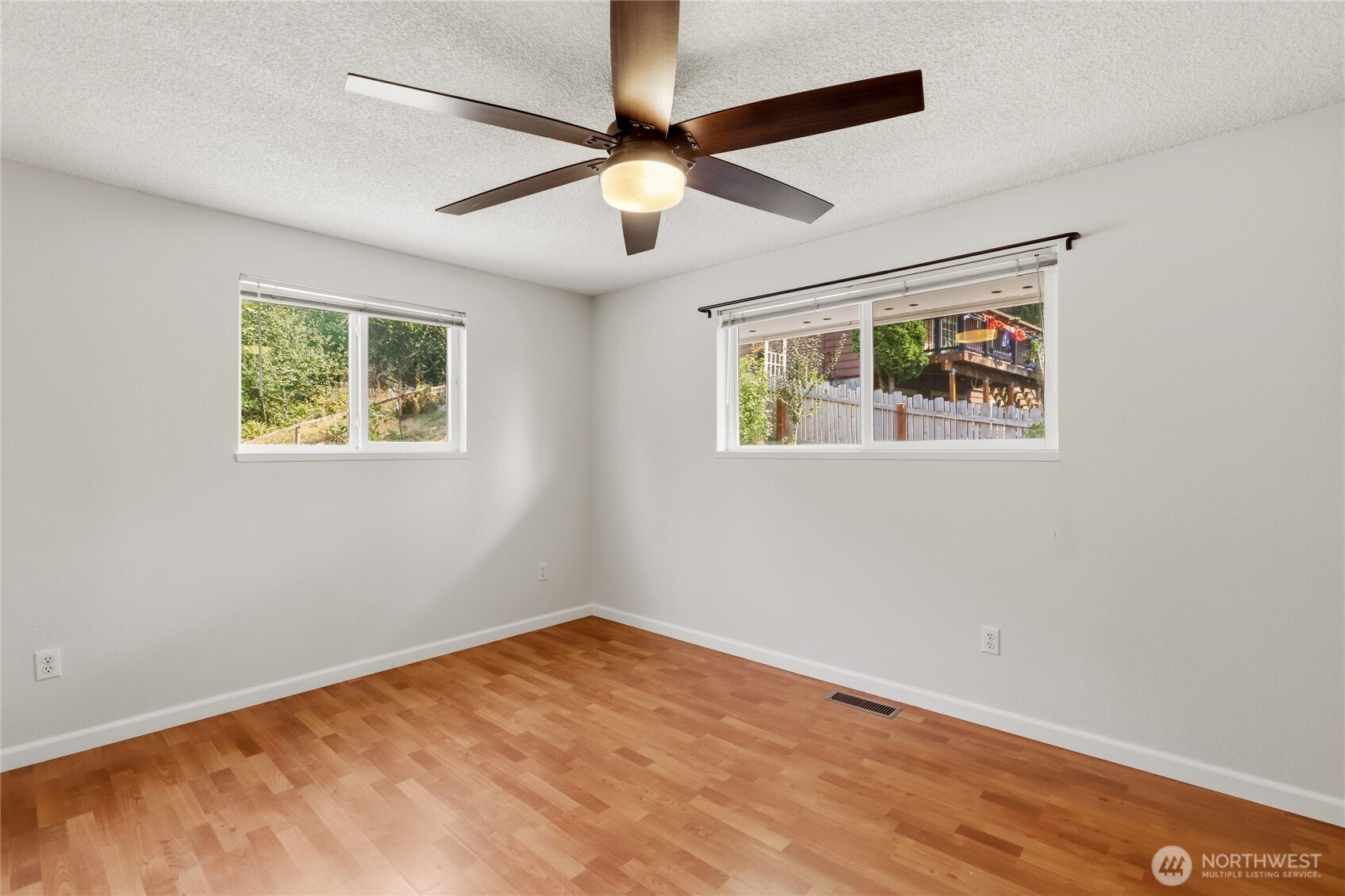 1875 Ne Bentley Drive Property Photo 18
