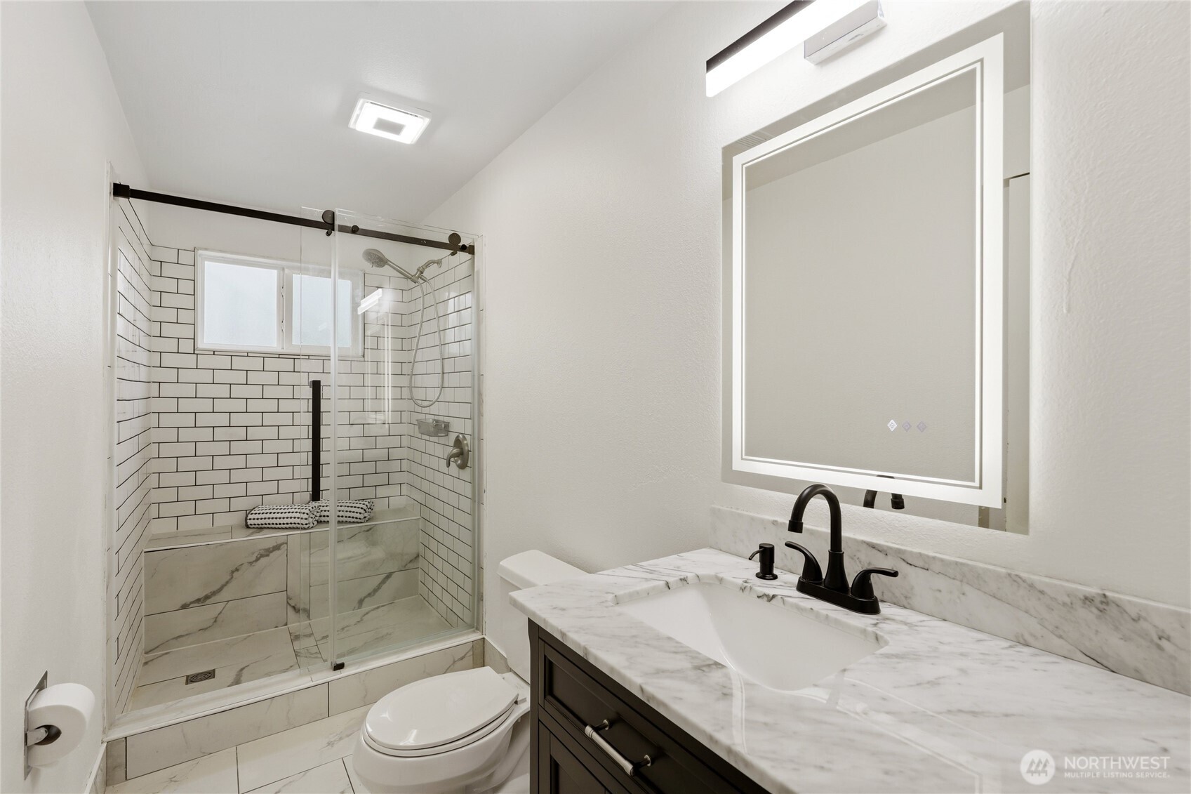1875 Ne Bentley Drive Property Photo 26