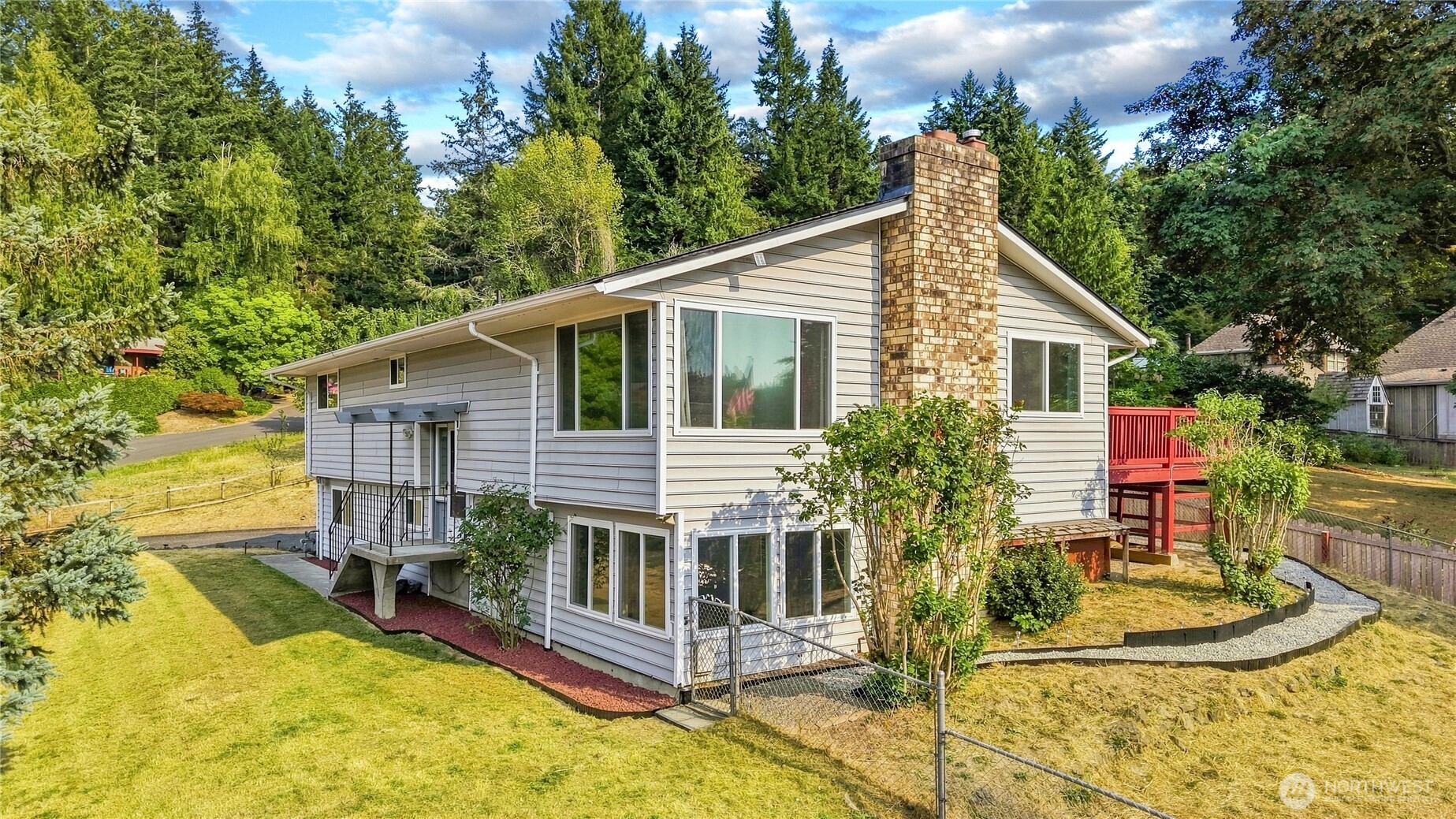 1875 Ne Bentley Drive Property Photo 28
